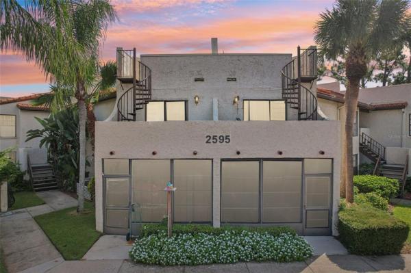 LAKE TARPON VILLAS CONDO