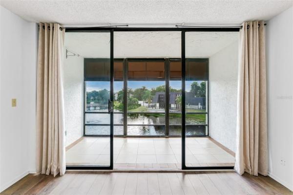 LAKEVIEW OF LARGO II CONDO