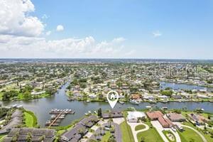 YARDARM CONDO PH I - фото