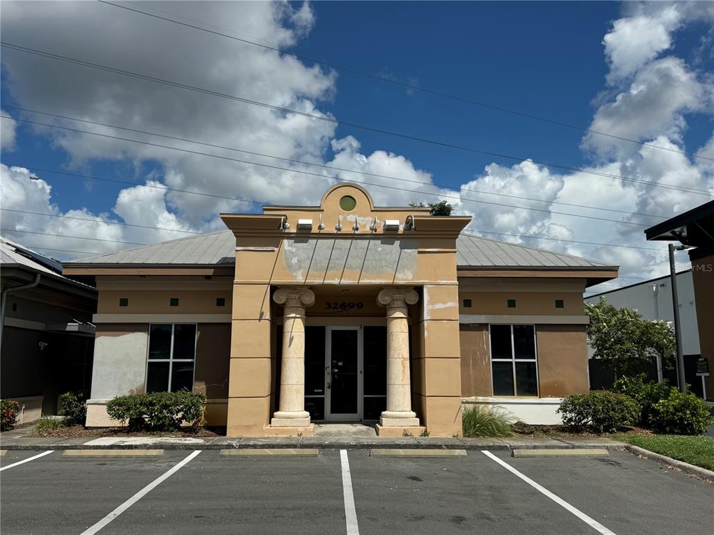 CHAMPION HILLS COMM CENTER - фото