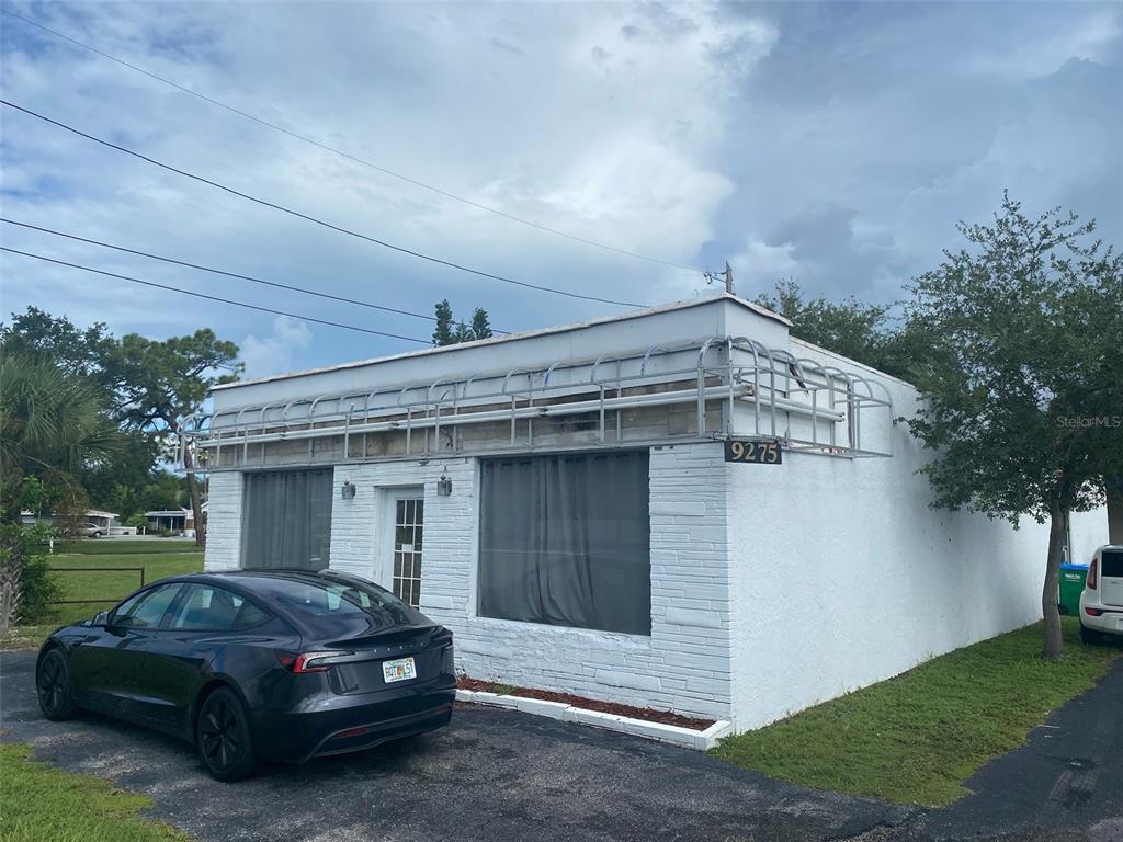 PINELLAS GROVES - фото