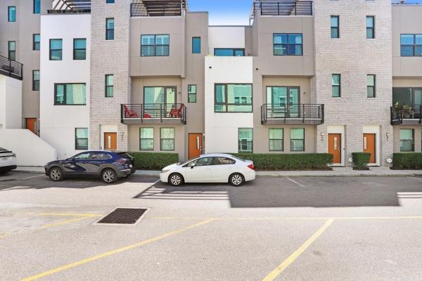 WESTSHORE VILLAGE TWNHMS