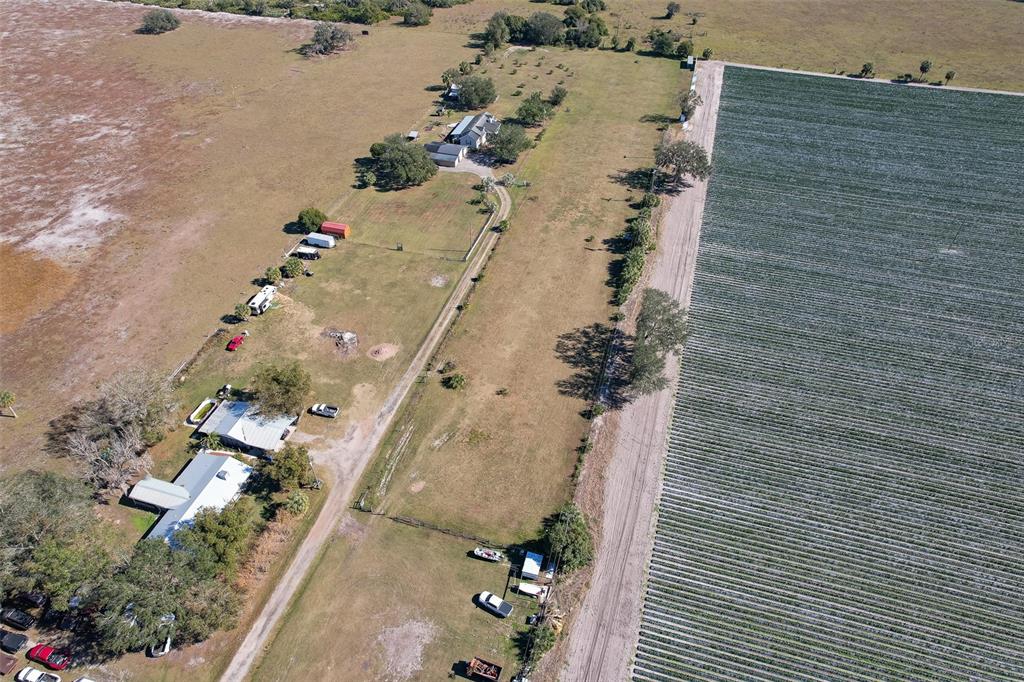 MASTON ACRES - фото