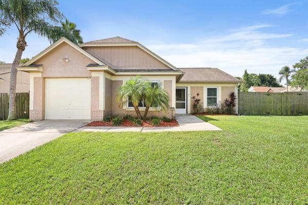 VALRICO MANOR UNIT 3