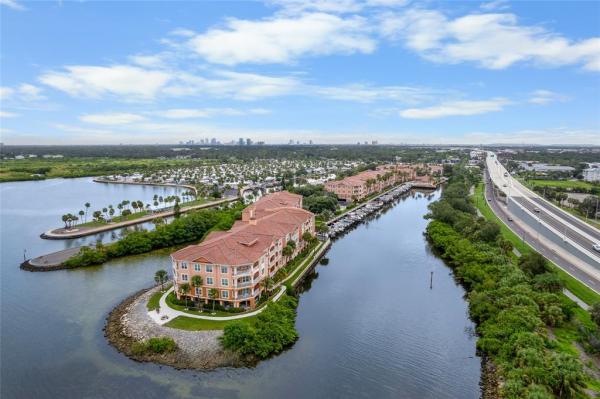 CULBREATH KEY BAYSIDE CONDOMIN