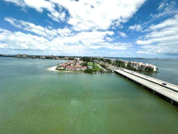 BAYWAY ISLES POINT BRITTANY FIVE