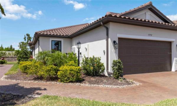 AZARIO ESPLANADE PH II SUBPH A, B & P