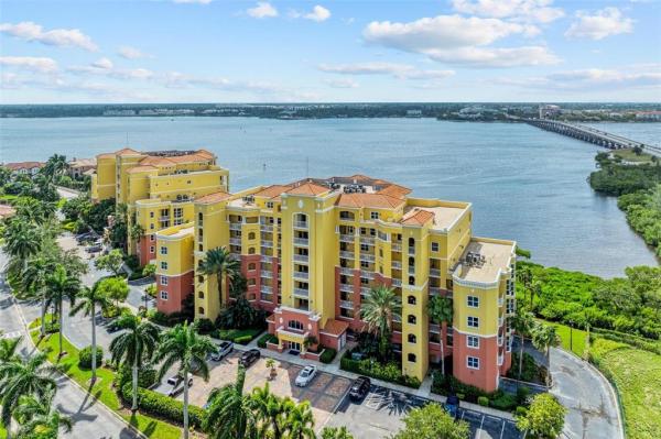 LAGUNA AT RIVIERA DUNES IV