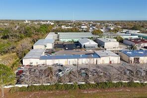 Commercial - фото