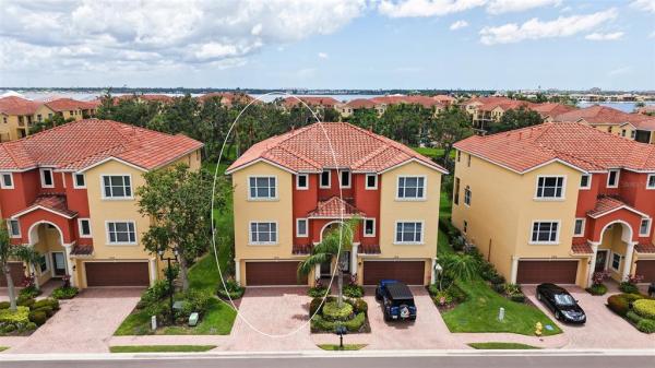 HAMMOCKS AT RIVIERA DUNES