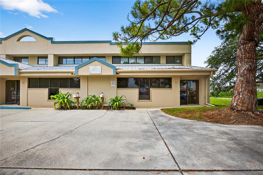 DAY TERMINALS - фото