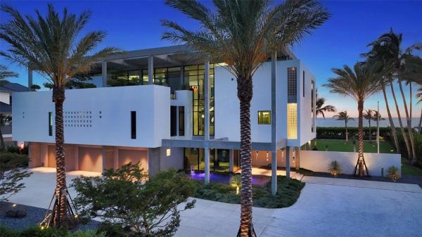 SANDERLING CLUB / SIESTA KEY