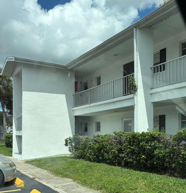 BURGUNDY UNIT TWO - фото