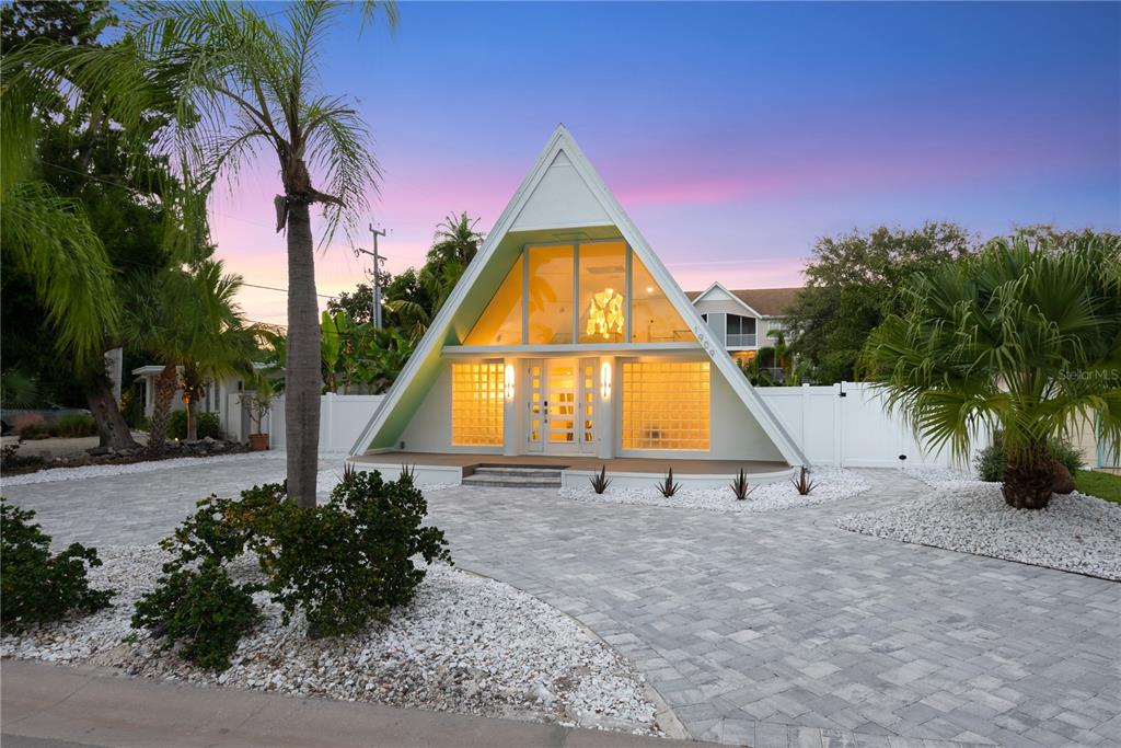 HIGH POINT CIRCLE - фото