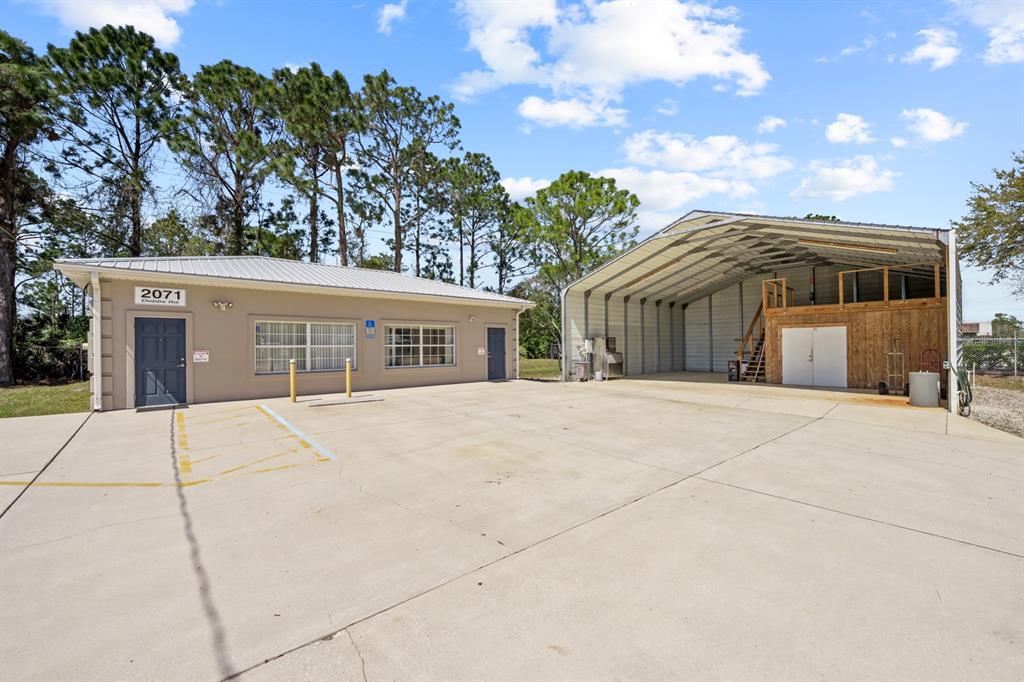 Multi Family - фото