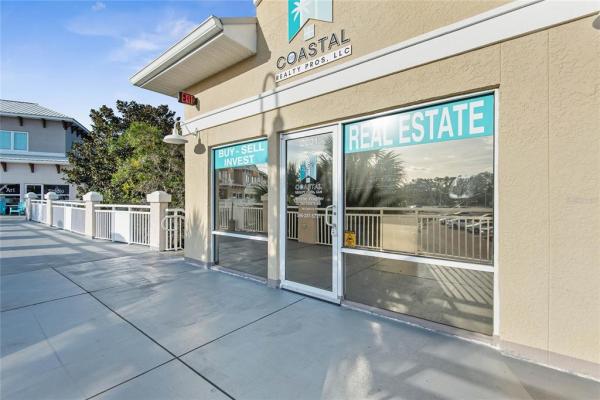 CTIY WALK COMM CONDO