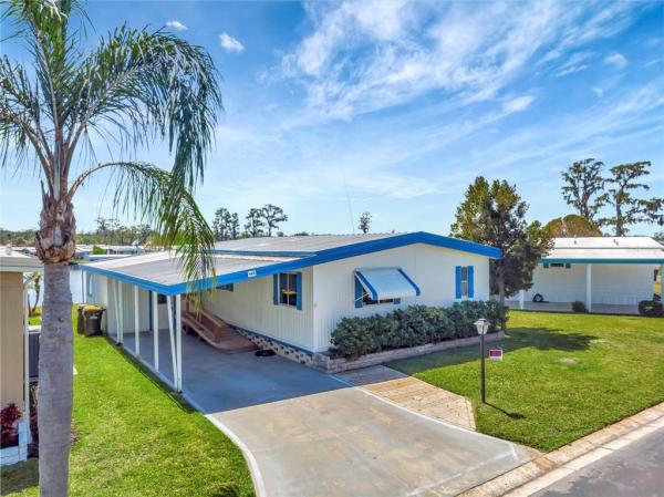 CLERMONT EMERALD LAKES CO-OP LT 01