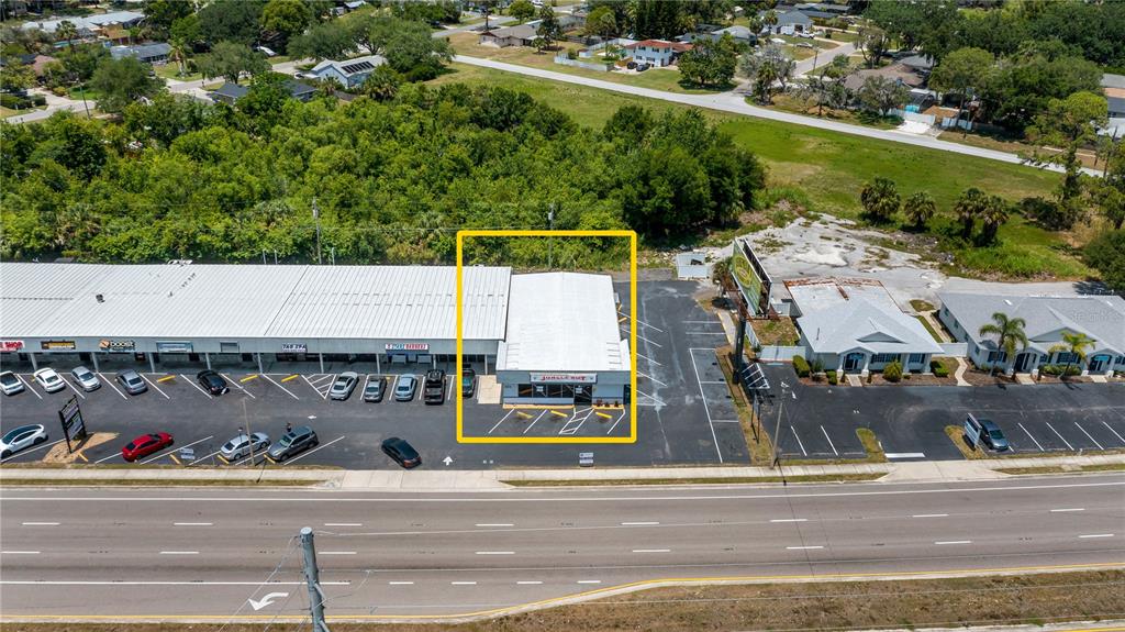 TAVARES LAKEWOOD PARK - фото