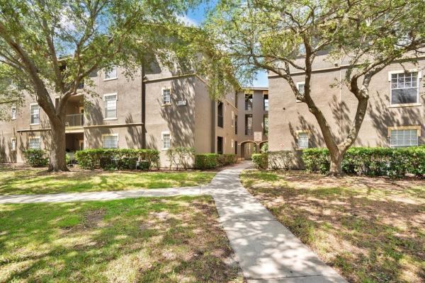 NOTTING HILL A CONDO