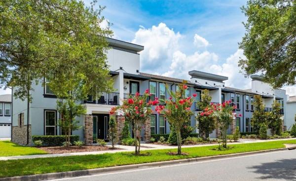 SOHO AT LAKESIDE TOWN HOMES