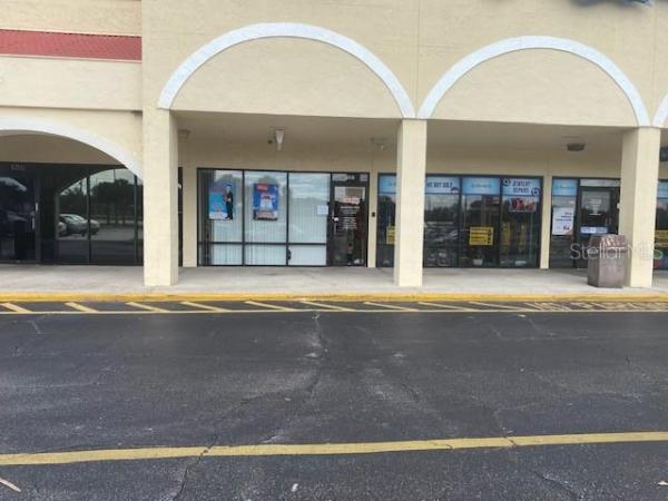 UNION PARK SHOPPING CENTER