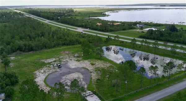 LAKE CALOOSA LANDING PH 04