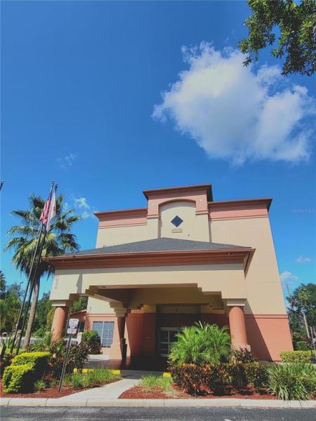 MERIDIAN PALMS COMM CONDO