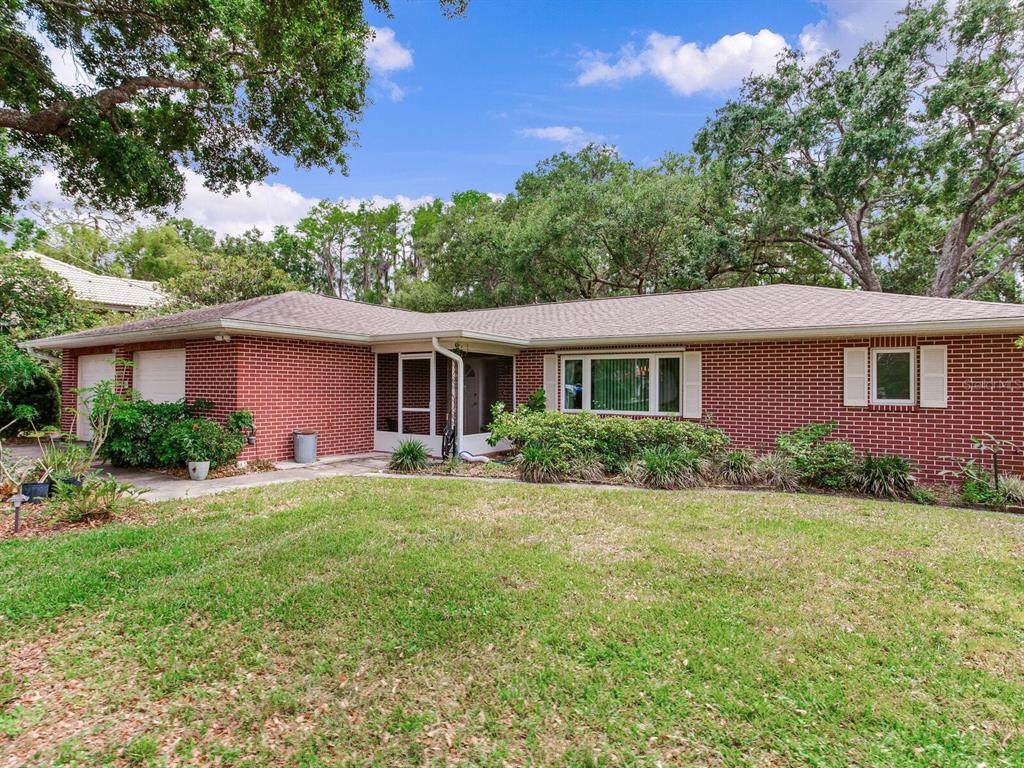 LAKESIDE POINT - фото