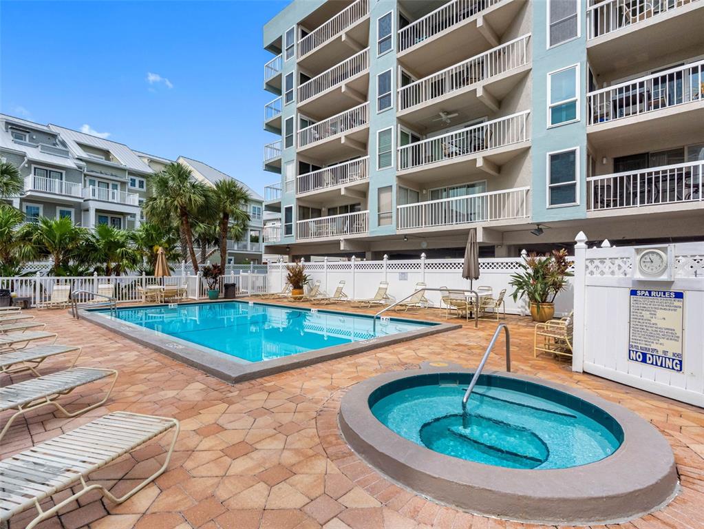 WATER VIEW CONDO - фото