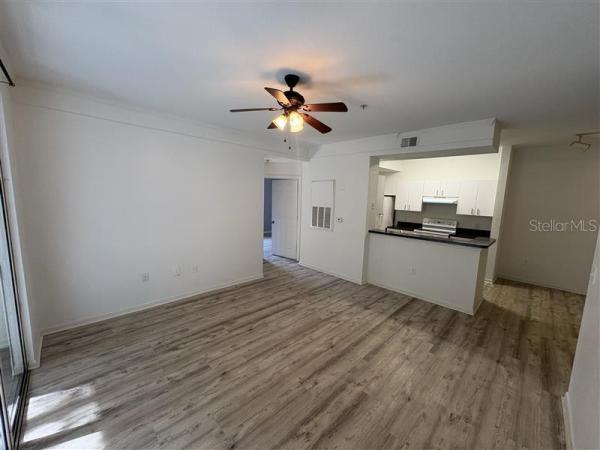 JADE AT TAMPA PALMS A CONDOMIN