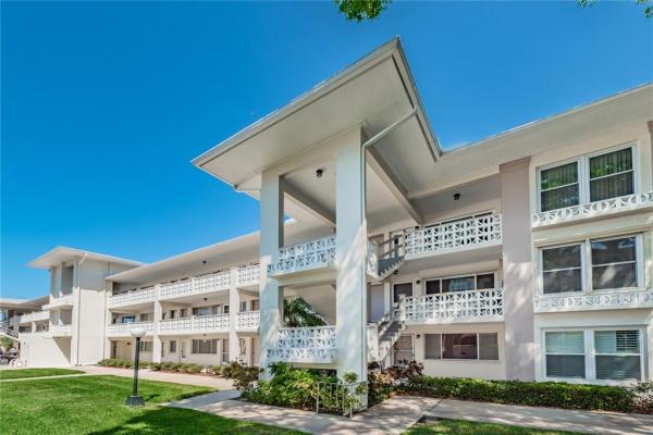 KALMIA CONDO