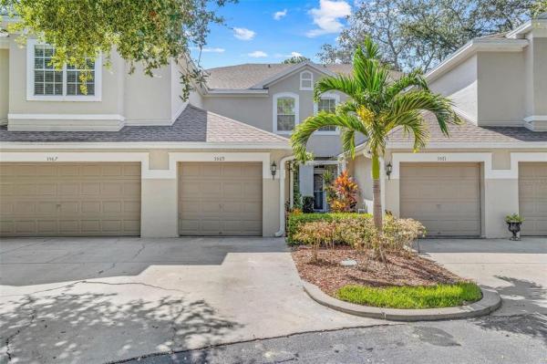 LAKE POINTE AT COUNTRYSIDE