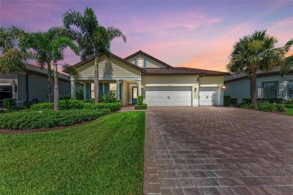 SHOREVIEW AT LAKEWOOD RANCH WATERSIDE