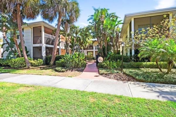 SIENA DOWNTOWN CONDO THE