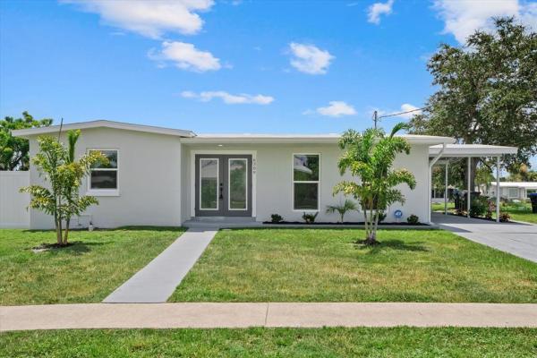 PORT CHARLOTTE SUB 13