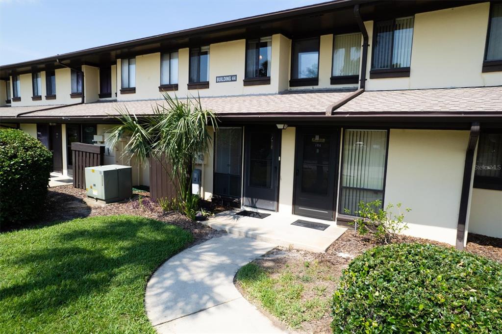 PALM CLUB CONDO - фото