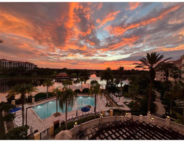 YACHT HARBOR VILLAGE CONDOMINIUMS