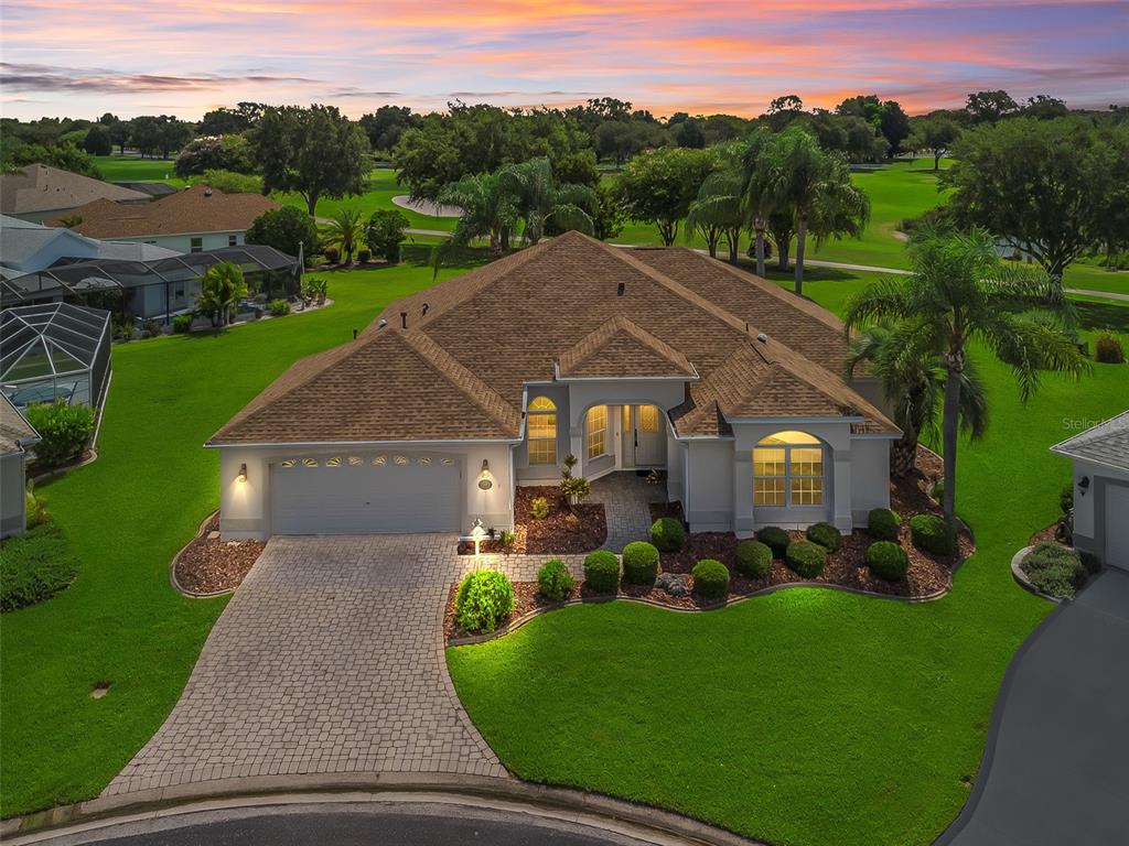 THE VILLAGES - фото