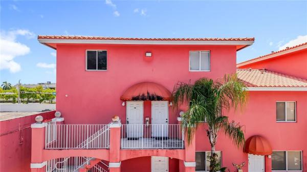 RALPH PLAZA II CONDO