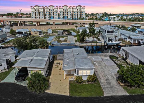 VENICE BAY ADULT PARK