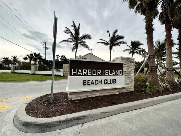 HARBOR ISLAND BEACH CLUB
