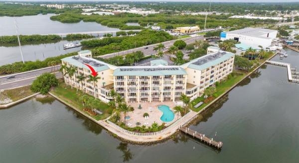 BOCA CIEGA RESORT & MARINA CONDO