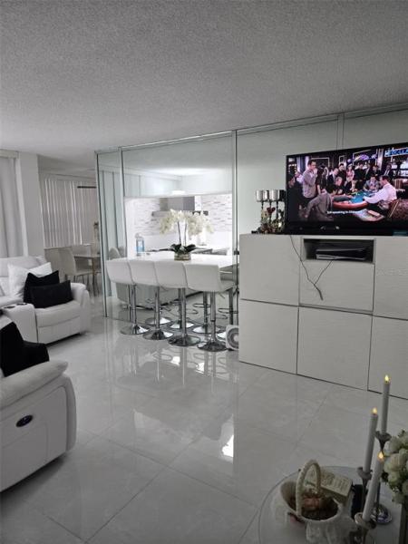 LIVE OAK CONDOMINIUM TWO