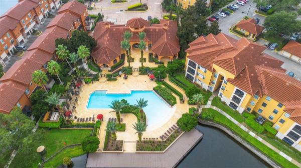 SERENATA CONDOMINIUM