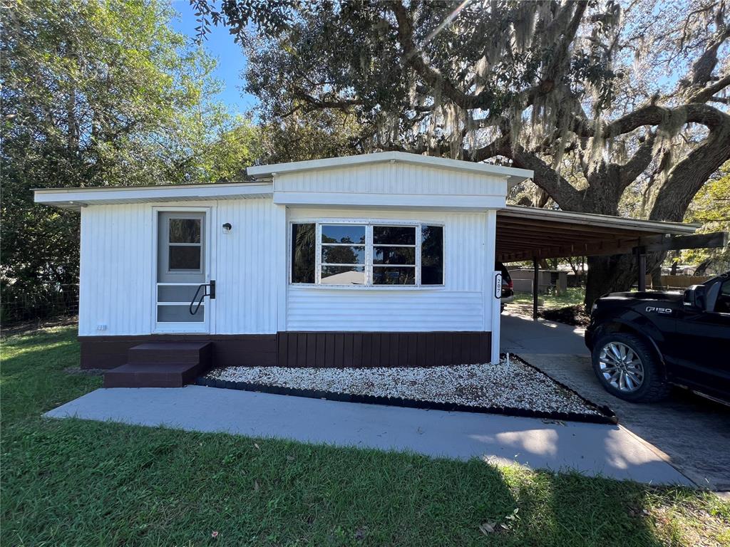 INTERLACHEN LAKES ESTATES - фото