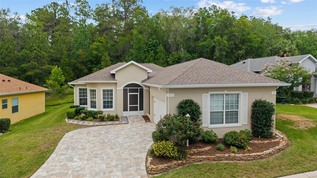 LAKEVIEW VILLAGE - фото