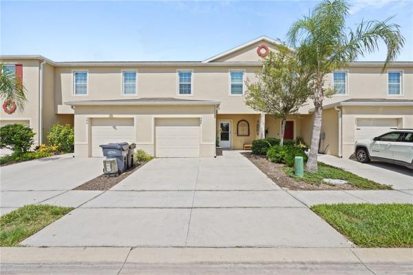 LAKE BLUFF/TOWN CENTER EAST PH