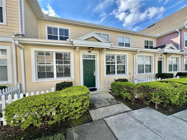 VENETIAN BAY VLGS PH 1: A CONDO