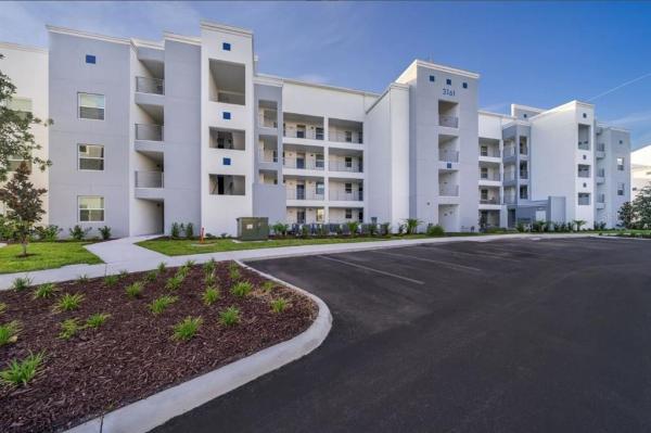 THE TERRACES AT STOREY LAKE CONDO 3 PH 10