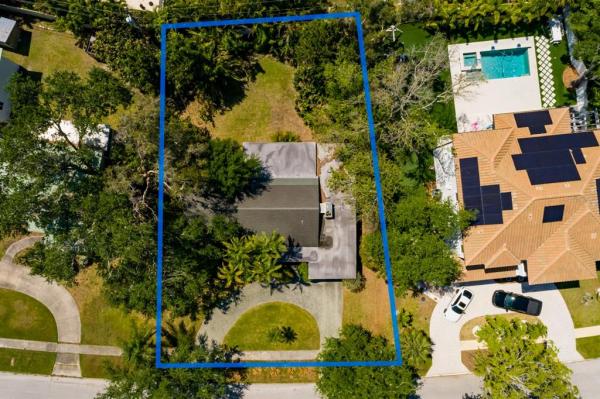 SNELL ISLE EDEN SHORES SEC 1